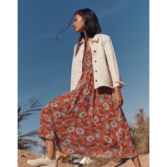 Madewell Sheer-Sleeve Button-Front Midi Dress in Gathered Blooms - Picture 3 of 14